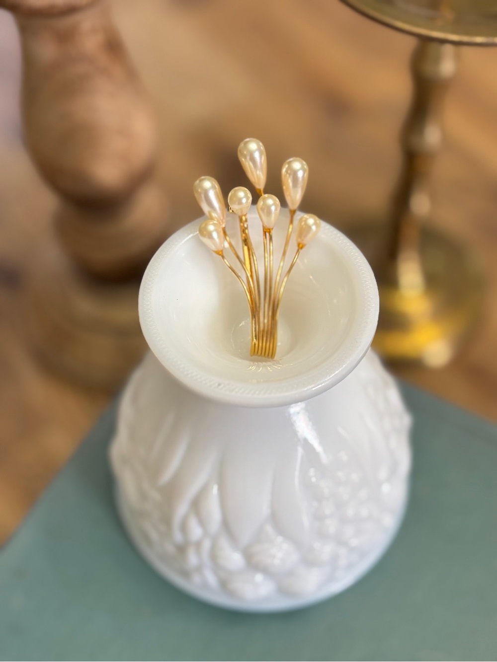 Vintage Napier signed gold-tone and faux Pearl Brooch